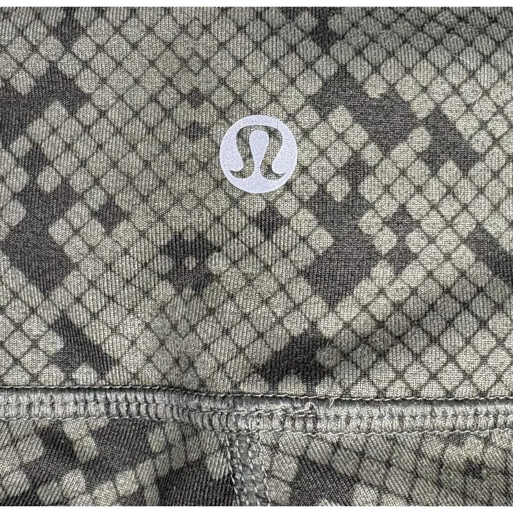 Lululemon Wunder Under Cropped Leggings Women's 6 Olive Green Snake Skin Print